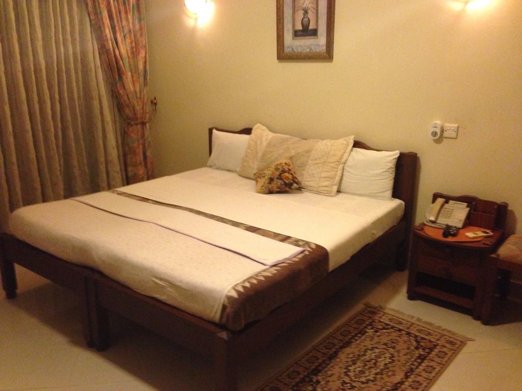 Tudor Water Sports Hotel Mombasa Ngoại thất bức ảnh