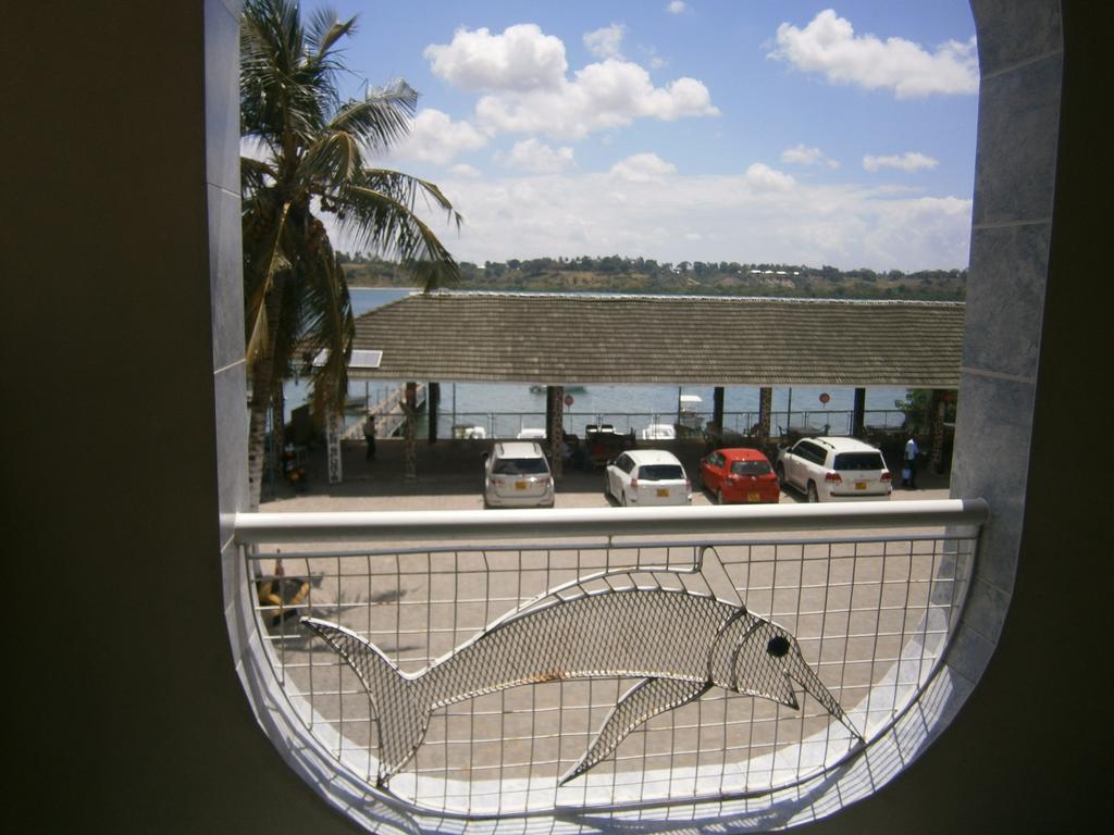 Tudor Water Sports Hotel Mombasa Ngoại thất bức ảnh