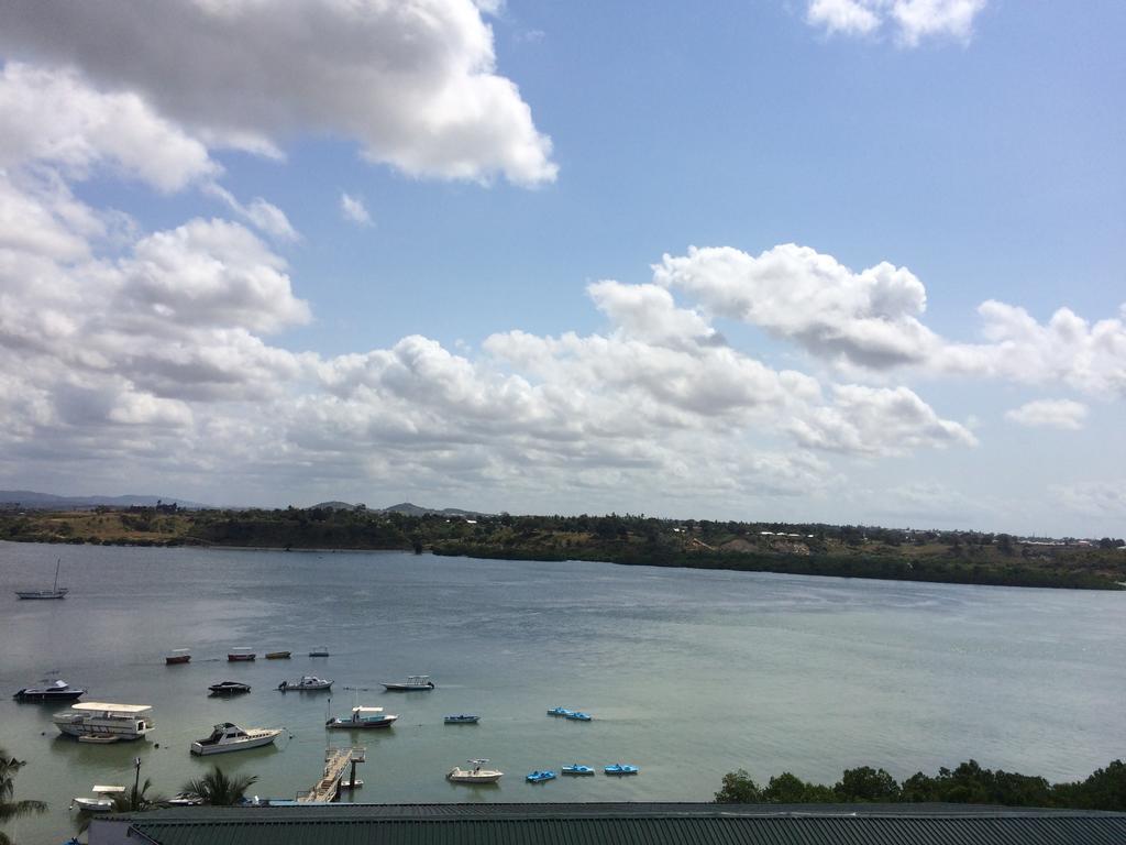 Tudor Water Sports Hotel Mombasa Ngoại thất bức ảnh